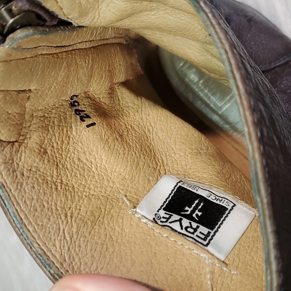 Frye Womens Melissa Button Zip Short Dk Leather 12959 Ankle Boots shoes 8.5 - Picture 15 of 16